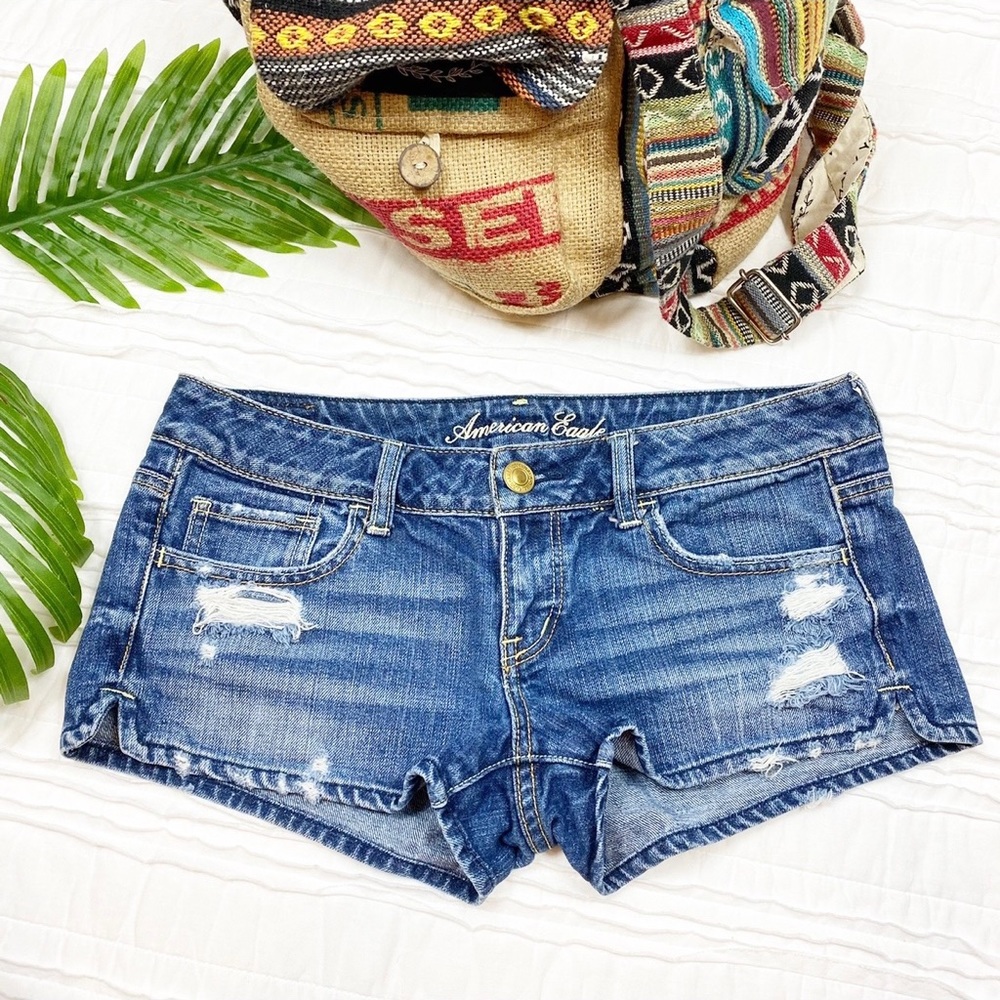 American Eagle Medium Wash Jean Shorts